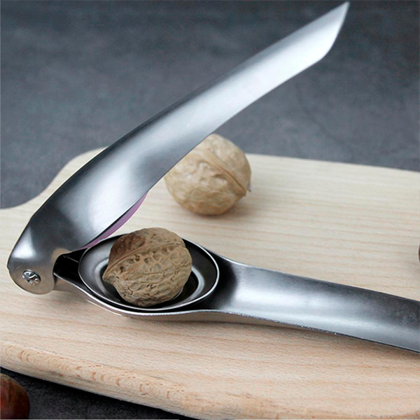 Chestnut & walnut cutter – Klešta za rezanje kestena i oraha 03